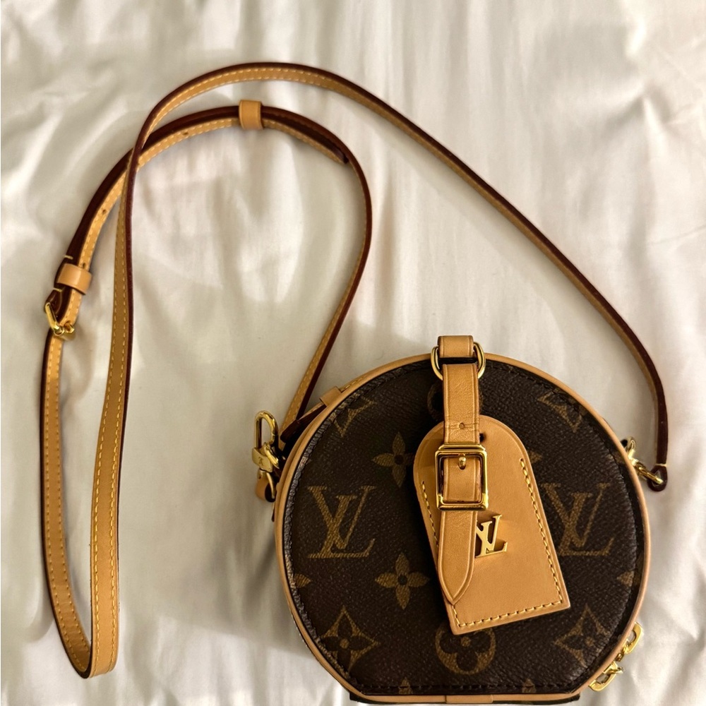 Louis Vuitton Brown Monogram Crossbody Bag (Mini Boite Chapeau)